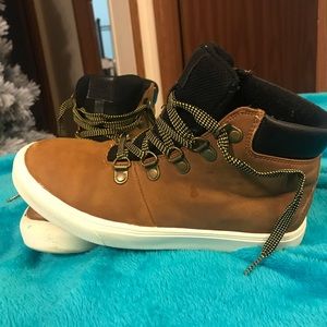 Boys old navy brown high tops